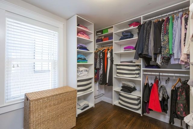 622 E 2nd 622, Boston, MA 02127