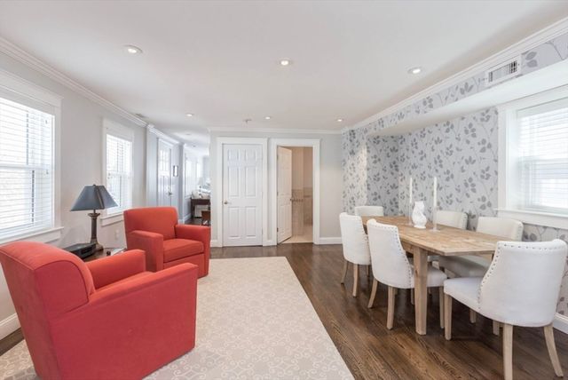 622 E 2nd 622, Boston, MA 02127
