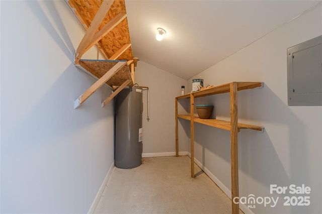 4814 Spring Lake Drive E, Charlotte, NC 28212