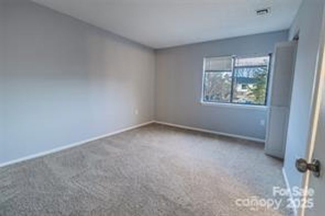 4814 Spring Lake Drive E, Charlotte, NC 28212