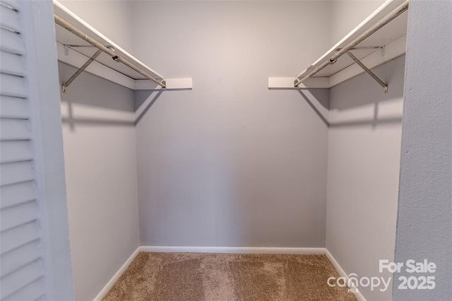 4814 Spring Lake Drive E, Charlotte, NC 28212