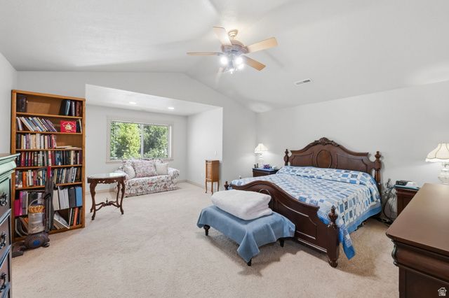 914 N 400 W, Centerville, UT 84014