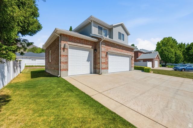 914 N 400 W, Centerville, UT 84014
