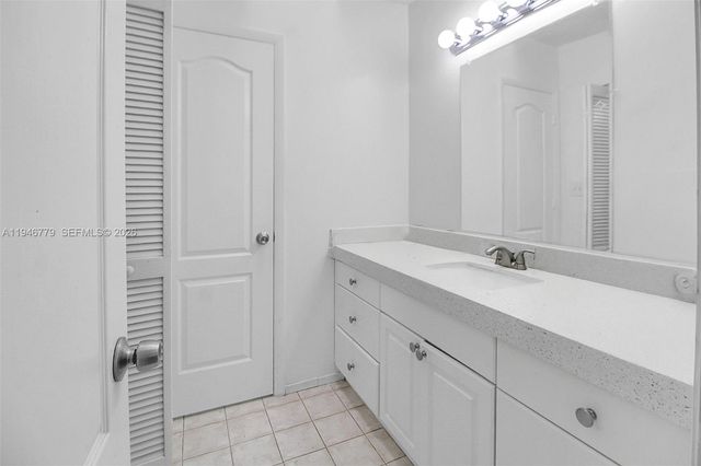 7961 SW 198th St, Cutler Bay, FL 33189