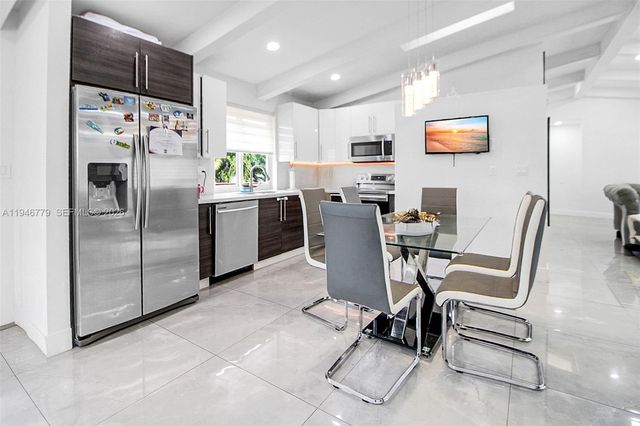 7961 SW 198th St, Cutler Bay, FL 33189