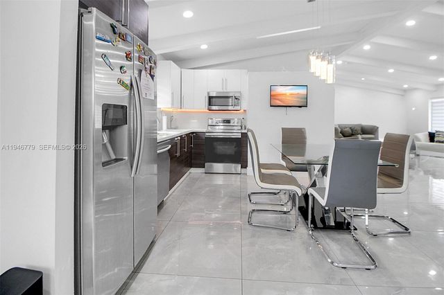 7961 SW 198th St, Cutler Bay, FL 33189