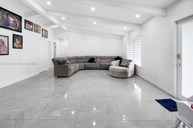 7961 SW 198th St, Cutler Bay, FL 33189