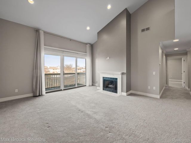 6608 MAPLE LAKES Drive, West Bloomfield Charter Township, MI 48322