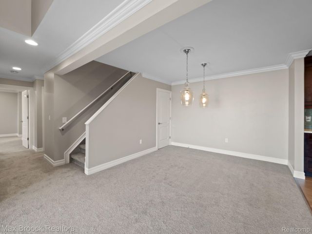 6608 MAPLE LAKES Drive, West Bloomfield Charter Township, MI 48322