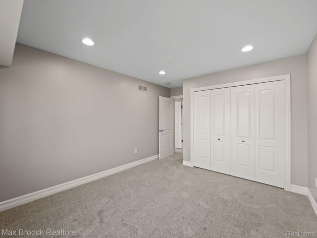 6608 MAPLE LAKES Drive, West Bloomfield Charter Township, MI 48322