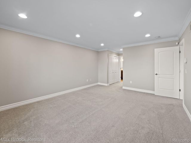 6608 MAPLE LAKES Drive, West Bloomfield Charter Township, MI 48322