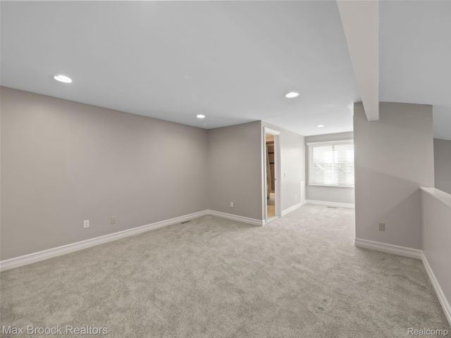 6608 MAPLE LAKES Drive, West Bloomfield Charter Township, MI 48322