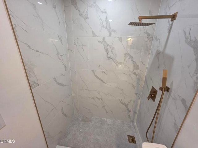 16034 San Fernando Mission Boulevard, Granada Hills, CA 91344