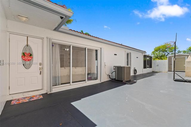 17434 SW 143rd Pl, Miami, FL 33177