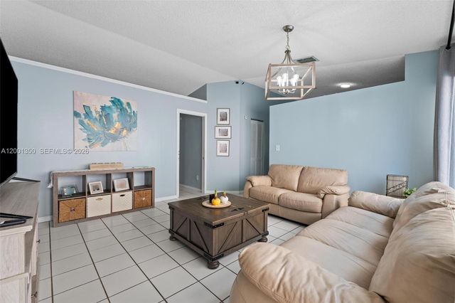 17434 SW 143rd Pl, Miami, FL 33177