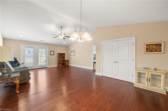204 Oak Ridge Drive, Archdale, NC 27263