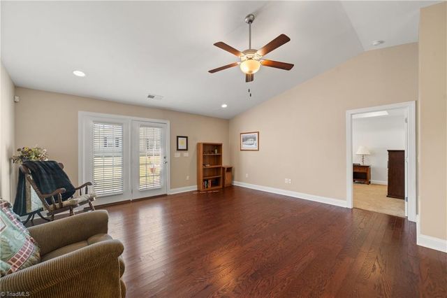 204 Oak Ridge Drive, Archdale, NC 27263