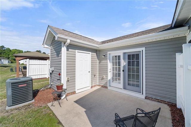 204 Oak Ridge Drive, Archdale, NC 27263