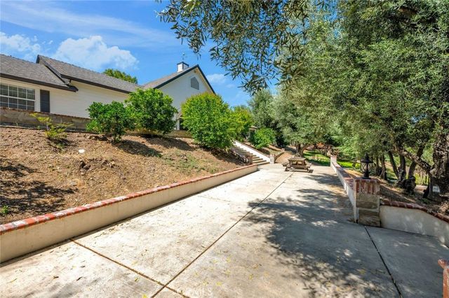 42761 Juniper, Murrieta, CA 92562