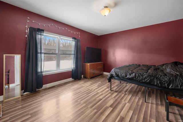 2325 N Huntington Road, Marion, IN 46952