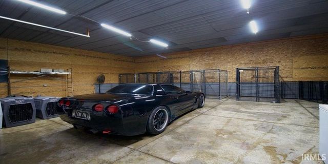 2325 N Huntington Road, Marion, IN 46952