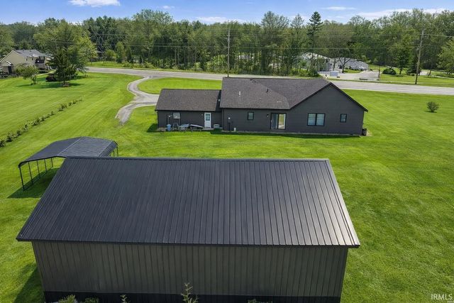 2325 N Huntington Road, Marion, IN 46952