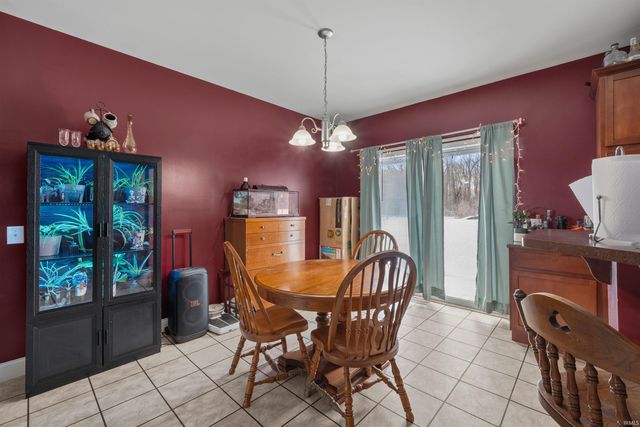 2325 N Huntington Road, Marion, IN 46952