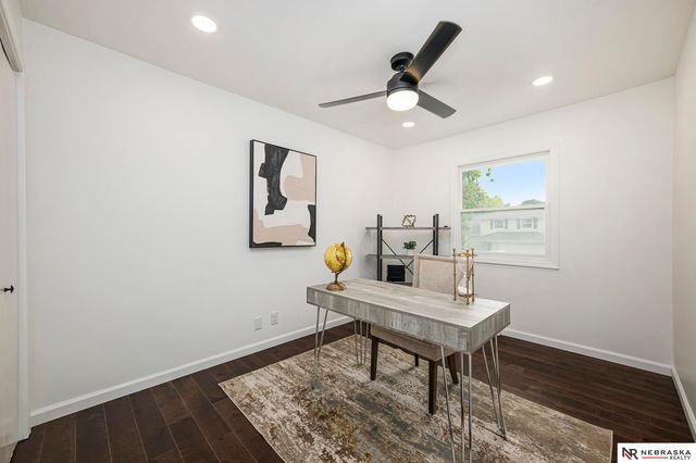 10436 M Street, Omaha, NE 68127