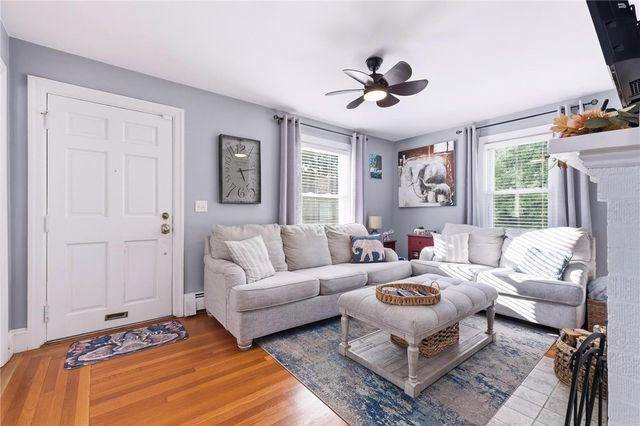 76 George Arden Avenue, Warwick, RI 02886