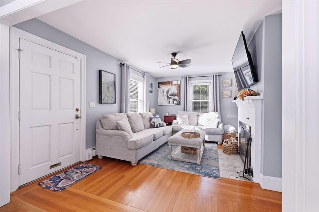 76 George Arden Avenue, Warwick, RI 02886