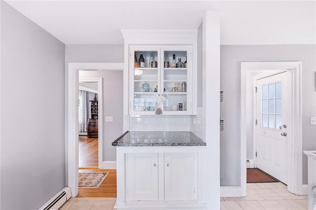 76 George Arden Avenue, Warwick, RI 02886