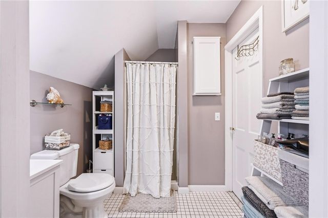 76 George Arden Avenue, Warwick, RI 02886