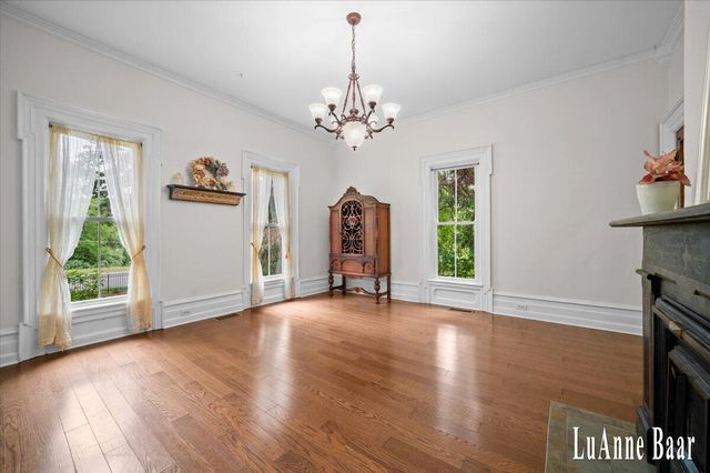 273 W Division Street, Rockford, MI 49341