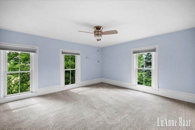 273 W Division Street, Rockford, MI 49341