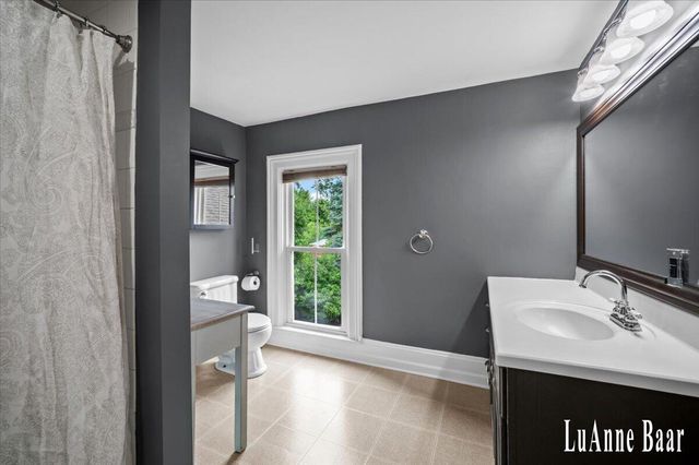 273 W Division Street, Rockford, MI 49341