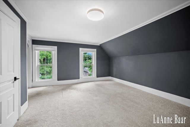 273 W Division Street, Rockford, MI 49341