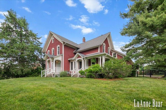 273 W Division Street, Rockford, MI 49341