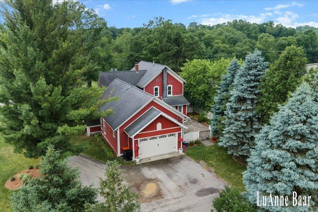 273 W Division Street, Rockford, MI 49341
