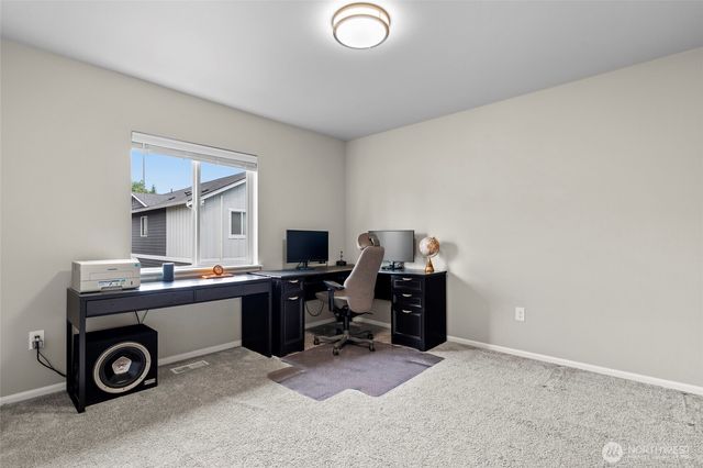 32803 Stuart Avenue SE, Black Diamond, WA 98010