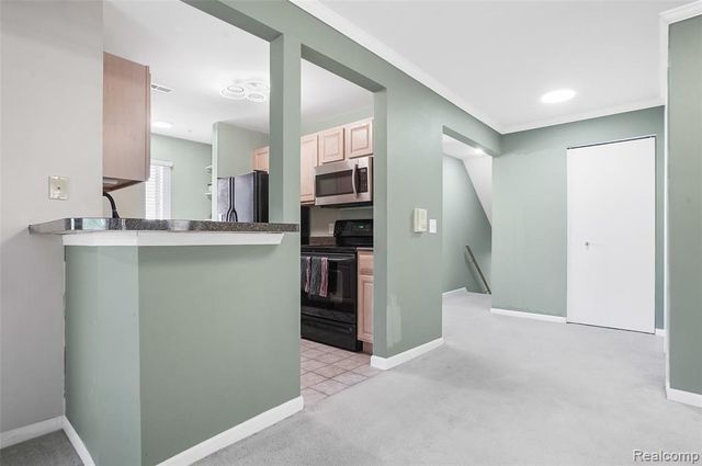 862 Amanda Lane, Pontiac, MI 48340