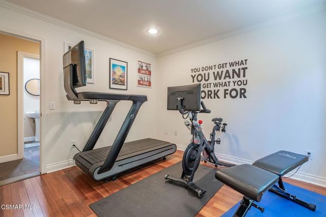 776 Holbertson Court, Simi Valley, CA 93065
