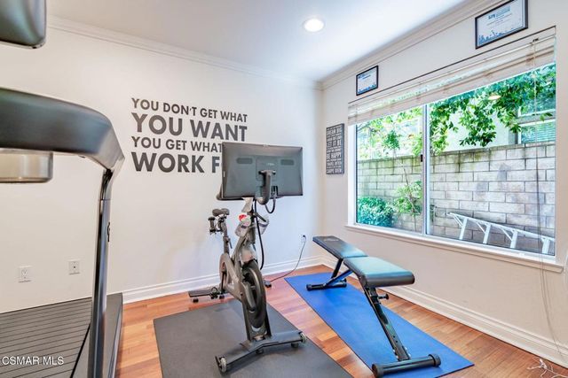 776 Holbertson Court, Simi Valley, CA 93065
