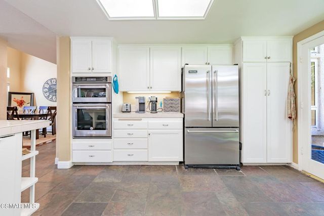 776 Holbertson Court, Simi Valley, CA 93065