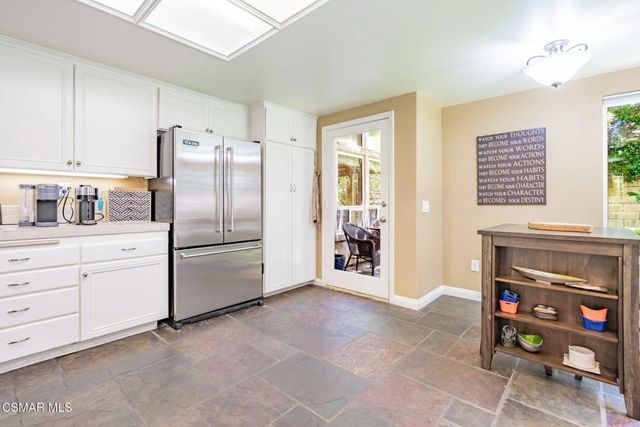 776 Holbertson Court, Simi Valley, CA 93065