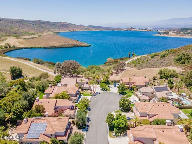 776 Holbertson Court, Simi Valley, CA 93065