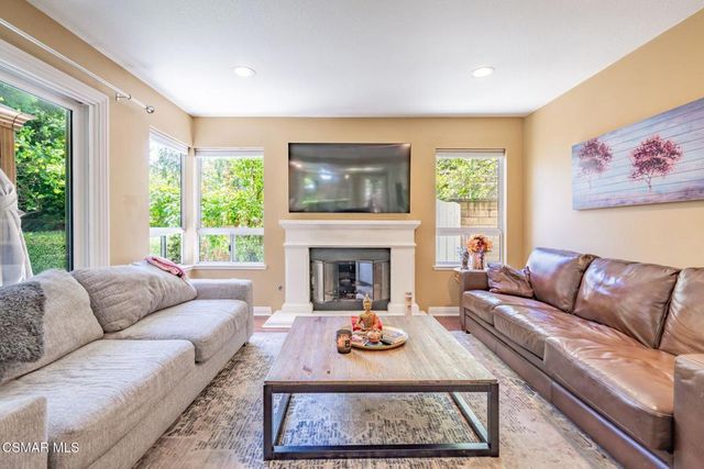 776 Holbertson Court, Simi Valley, CA 93065