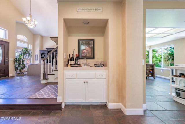 776 Holbertson Court, Simi Valley, CA 93065