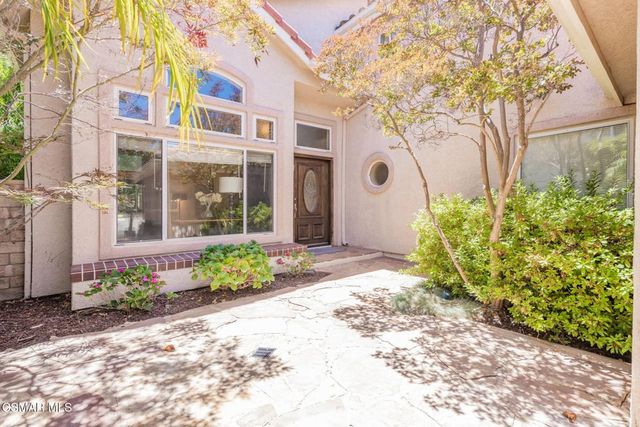776 Holbertson Court, Simi Valley, CA 93065