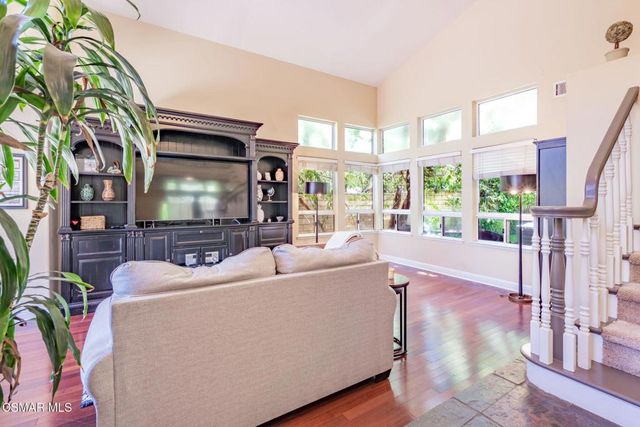 776 Holbertson Court, Simi Valley, CA 93065