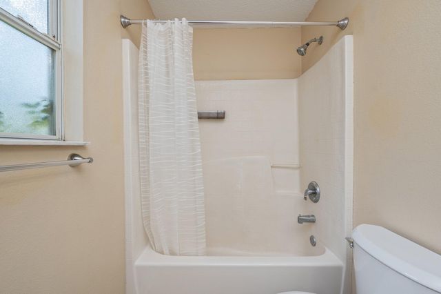 104 Cabana Way, Crestview, FL 32536
